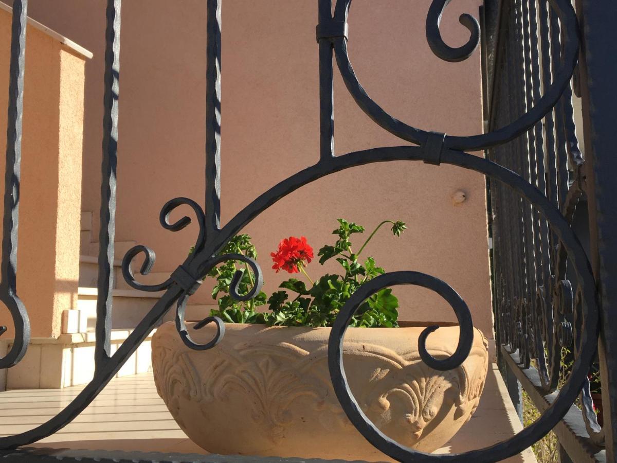 Guest House Lorenta Водице Экстерьер фото