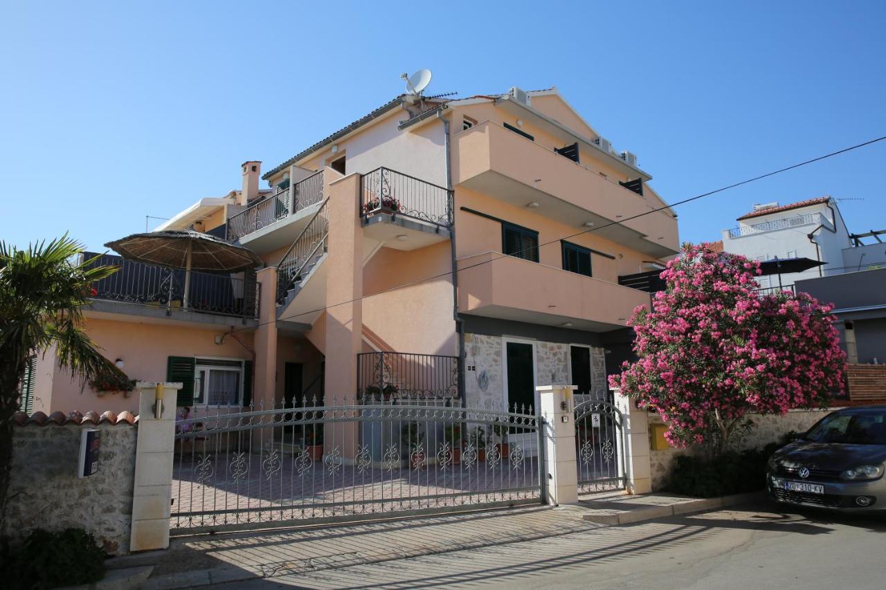 Guest House Lorenta Водице Экстерьер фото