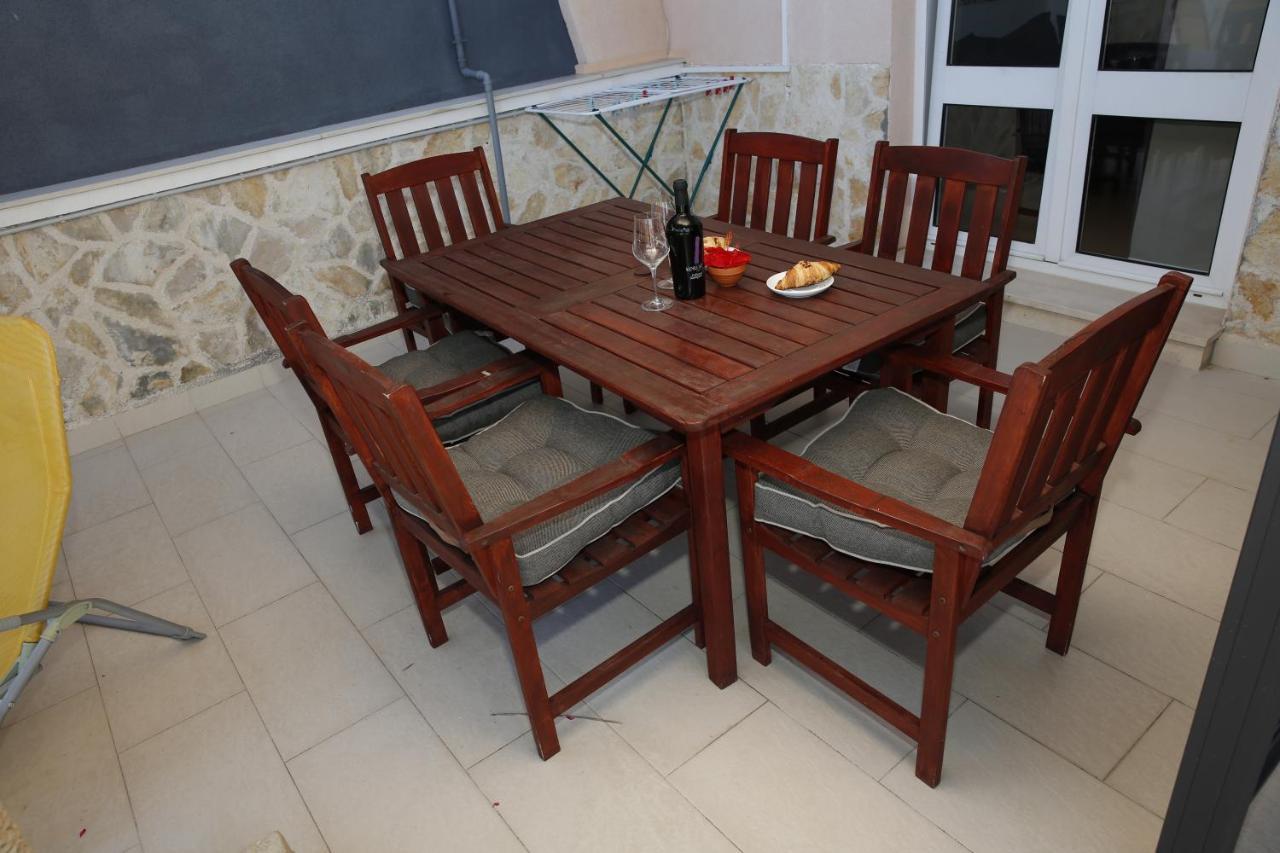Guest House Lorenta Водице Экстерьер фото