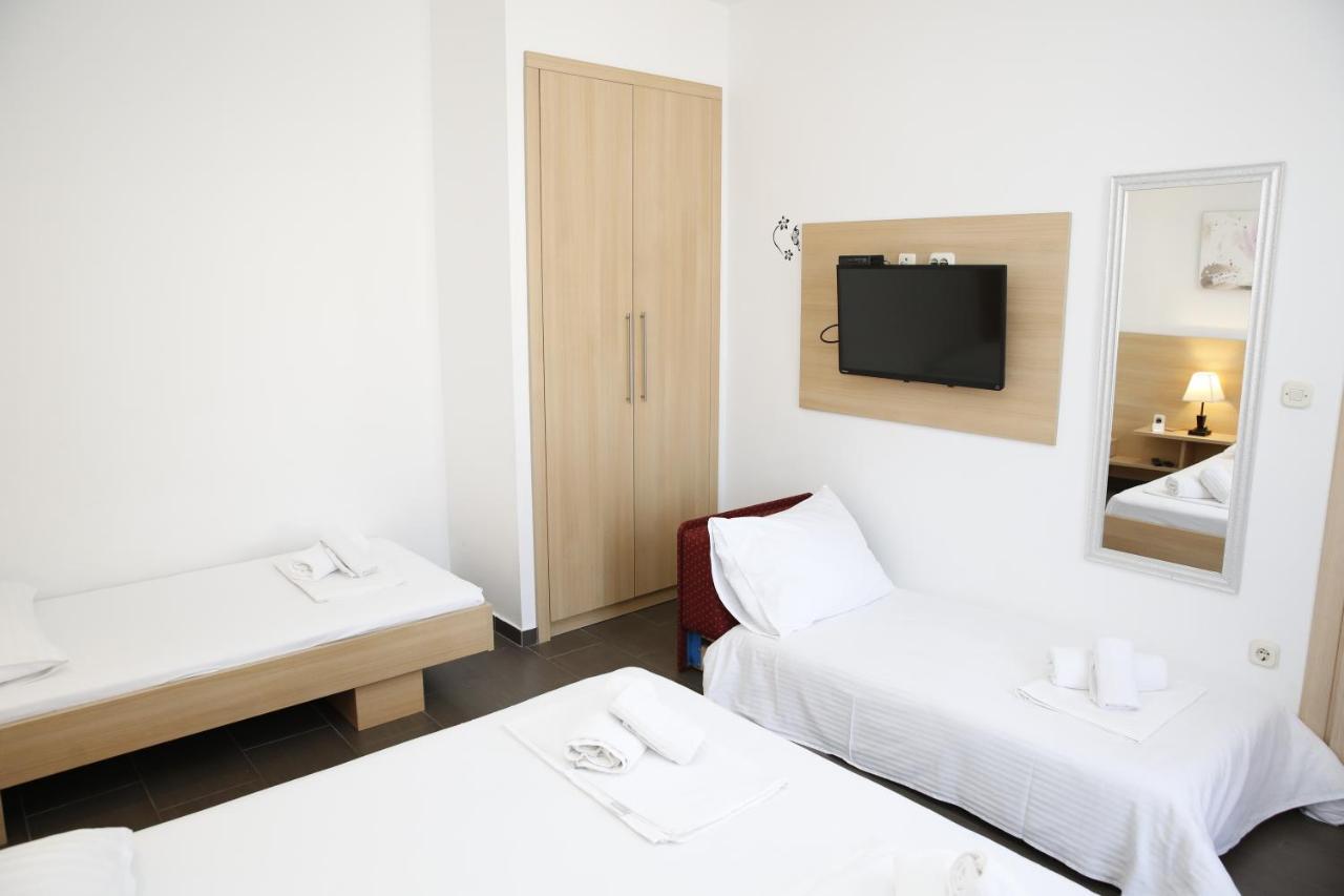 Guest House Lorenta Водице Экстерьер фото