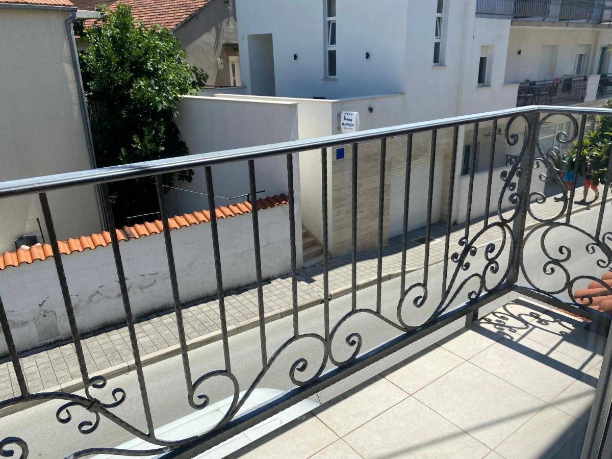 Guest House Lorenta Водице Экстерьер фото